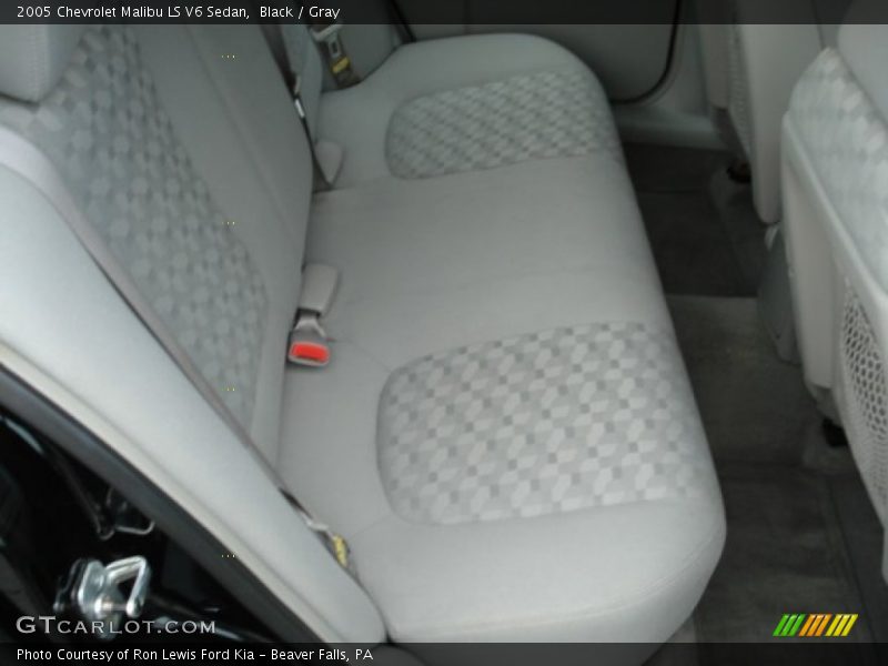 Black / Gray 2005 Chevrolet Malibu LS V6 Sedan