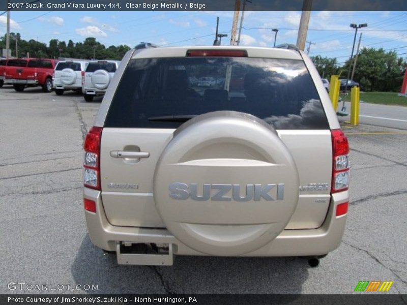 Clear Beige Metallic / Beige 2007 Suzuki Grand Vitara Luxury 4x4