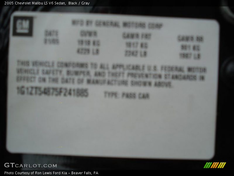 Black / Gray 2005 Chevrolet Malibu LS V6 Sedan