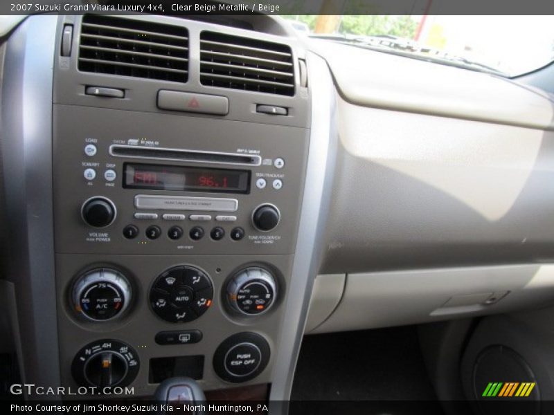 Clear Beige Metallic / Beige 2007 Suzuki Grand Vitara Luxury 4x4