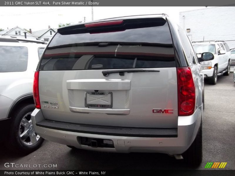 Pure Silver Metallic / Ebony 2011 GMC Yukon SLT 4x4