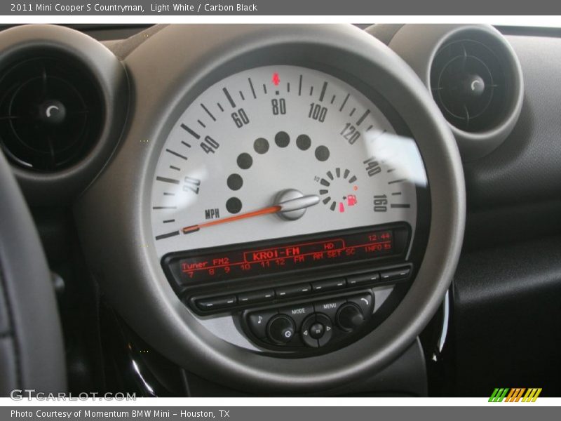 Light White / Carbon Black 2011 Mini Cooper S Countryman