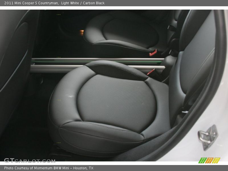 Light White / Carbon Black 2011 Mini Cooper S Countryman