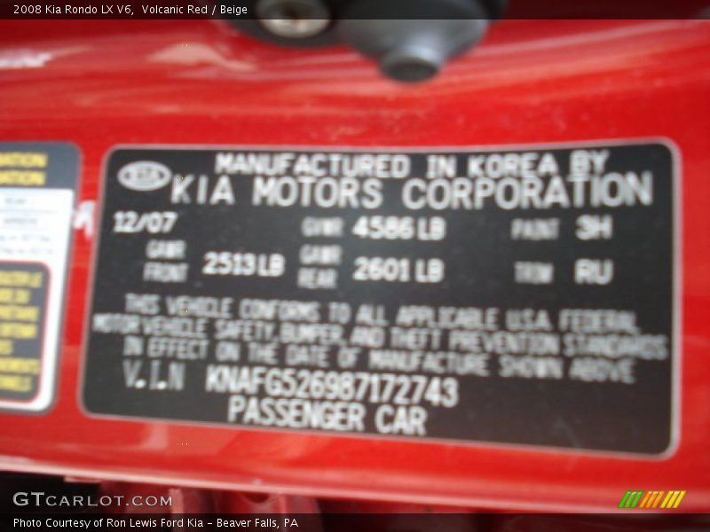 Volcanic Red / Beige 2008 Kia Rondo LX V6