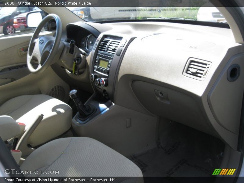 Nordic White / Beige 2008 Hyundai Tucson GLS