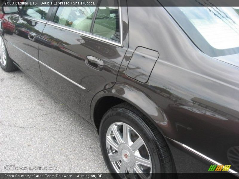 Double Espresso / Shale/Cocoa 2008 Cadillac DTS