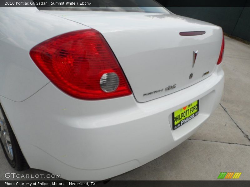 Summit White / Ebony 2010 Pontiac G6 Sedan