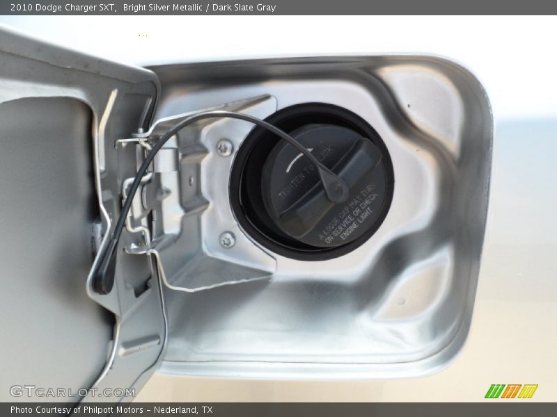 Bright Silver Metallic / Dark Slate Gray 2010 Dodge Charger SXT