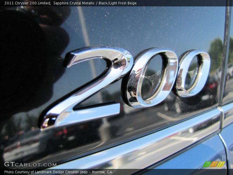 Sapphire Crystal Metallic / Black/Light Frost Beige 2011 Chrysler 200 Limited