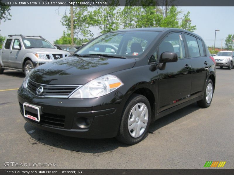 Super Black / Charcoal 2010 Nissan Versa 1.8 S Hatchback