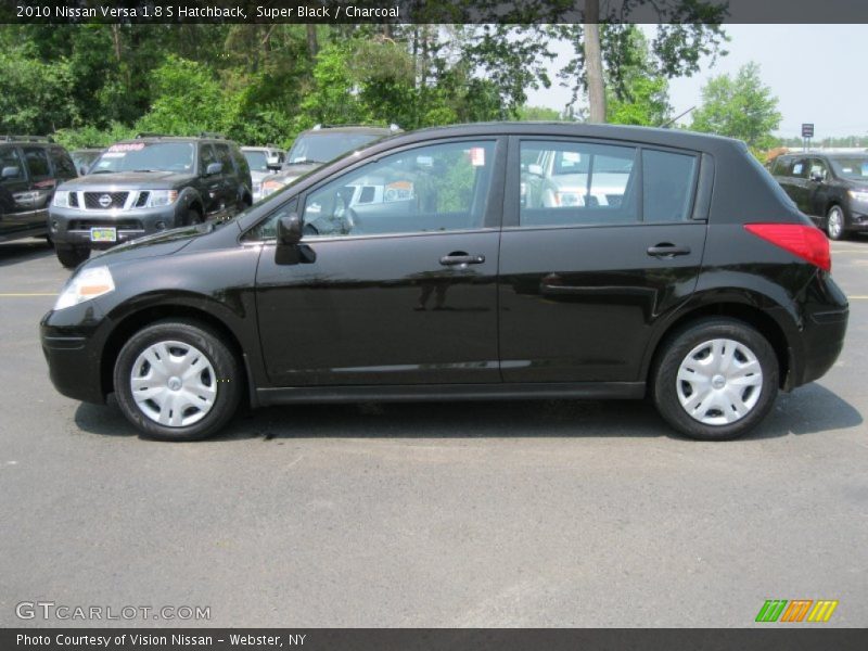 Super Black / Charcoal 2010 Nissan Versa 1.8 S Hatchback
