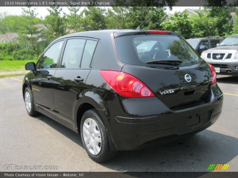Super Black / Charcoal 2010 Nissan Versa 1.8 S Hatchback