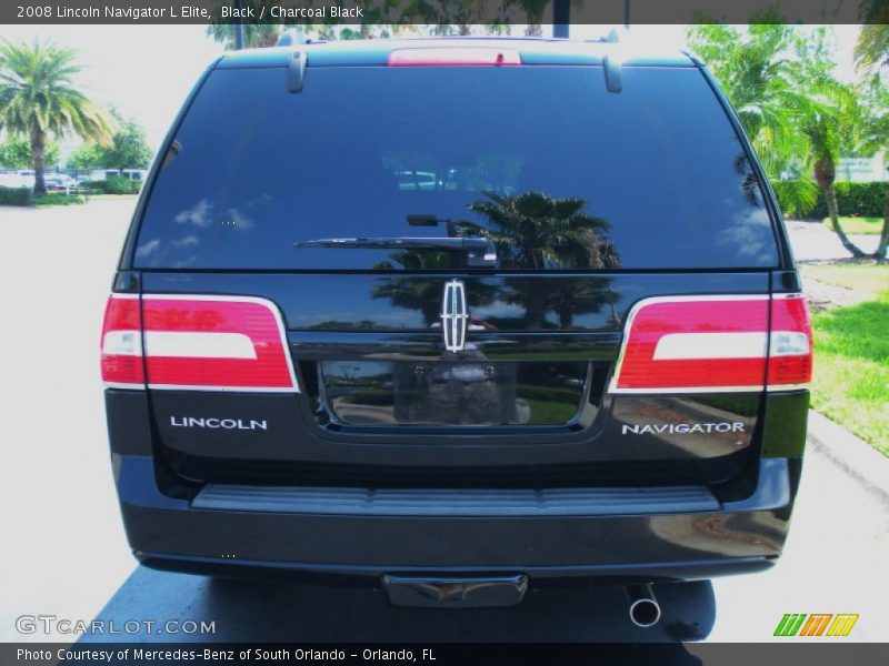 Black / Charcoal Black 2008 Lincoln Navigator L Elite