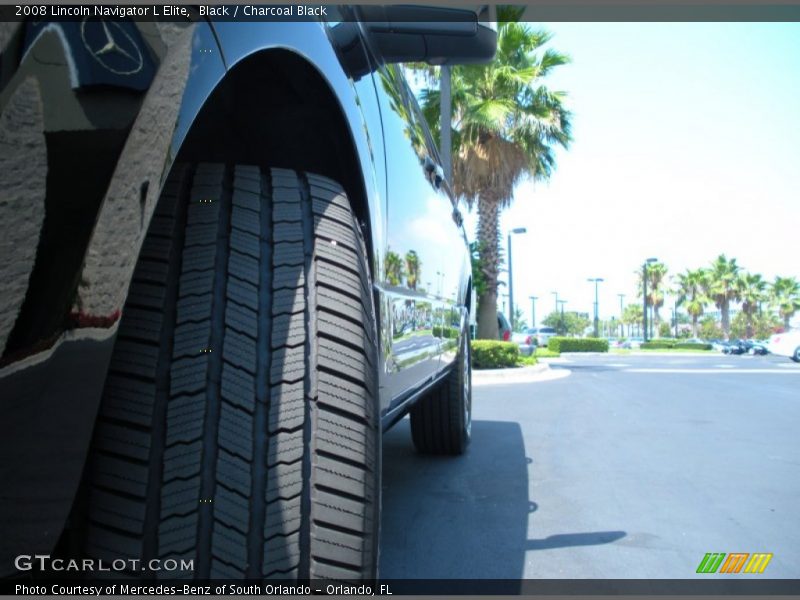 Black / Charcoal Black 2008 Lincoln Navigator L Elite