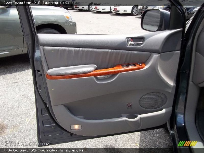 Slate Metallic / Stone 2009 Toyota Sienna XLE