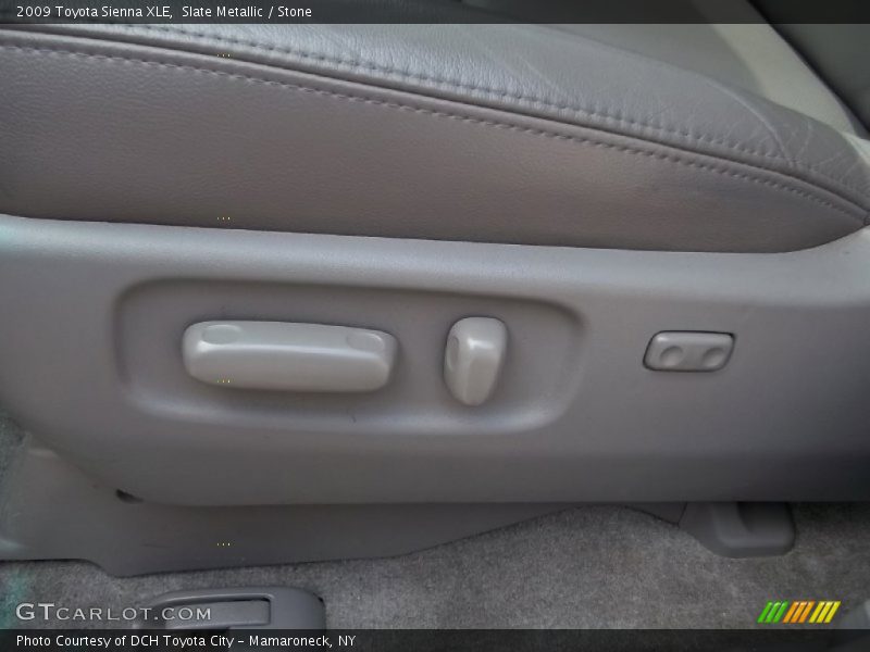Slate Metallic / Stone 2009 Toyota Sienna XLE
