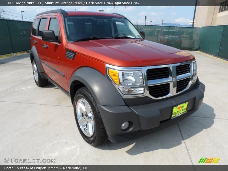Sunburst Orange Pearl / Dark Slate Gray/Light Slate Gray 2007 Dodge Nitro SXT