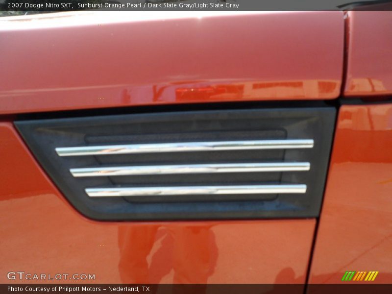 Sunburst Orange Pearl / Dark Slate Gray/Light Slate Gray 2007 Dodge Nitro SXT