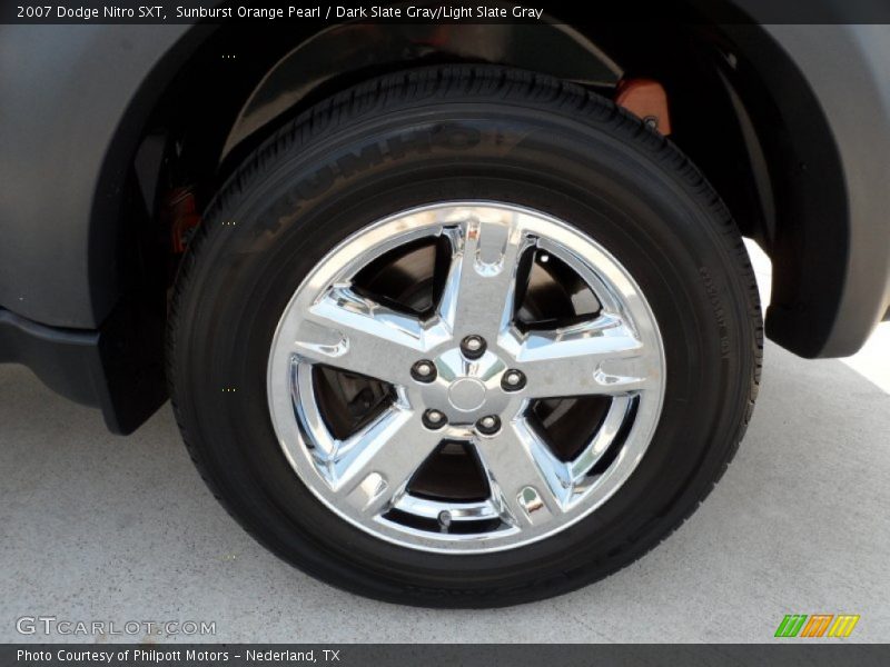 Sunburst Orange Pearl / Dark Slate Gray/Light Slate Gray 2007 Dodge Nitro SXT