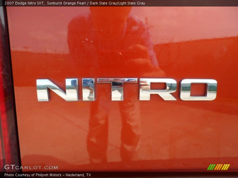 Sunburst Orange Pearl / Dark Slate Gray/Light Slate Gray 2007 Dodge Nitro SXT