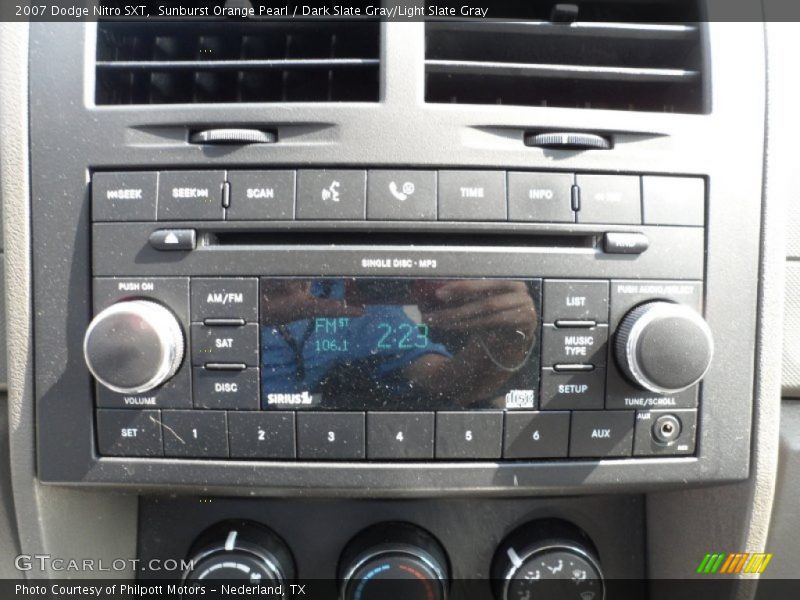 Sunburst Orange Pearl / Dark Slate Gray/Light Slate Gray 2007 Dodge Nitro SXT