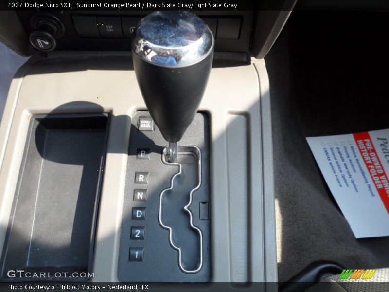 Sunburst Orange Pearl / Dark Slate Gray/Light Slate Gray 2007 Dodge Nitro SXT