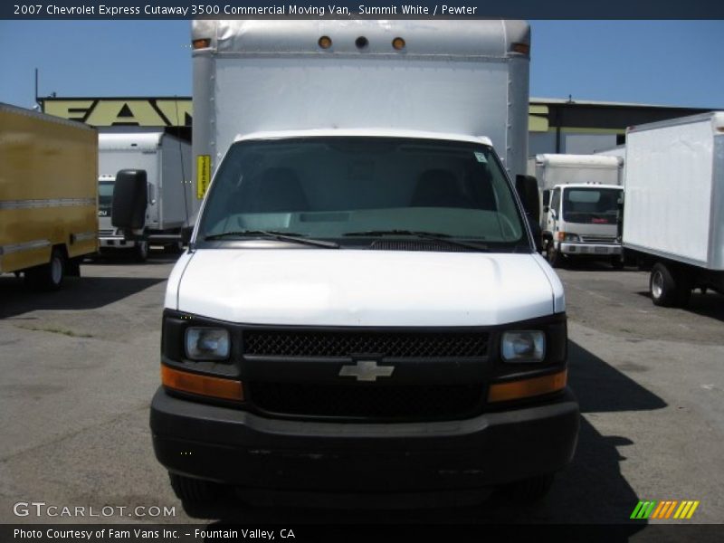 Summit White / Pewter 2007 Chevrolet Express Cutaway 3500 Commercial Moving Van