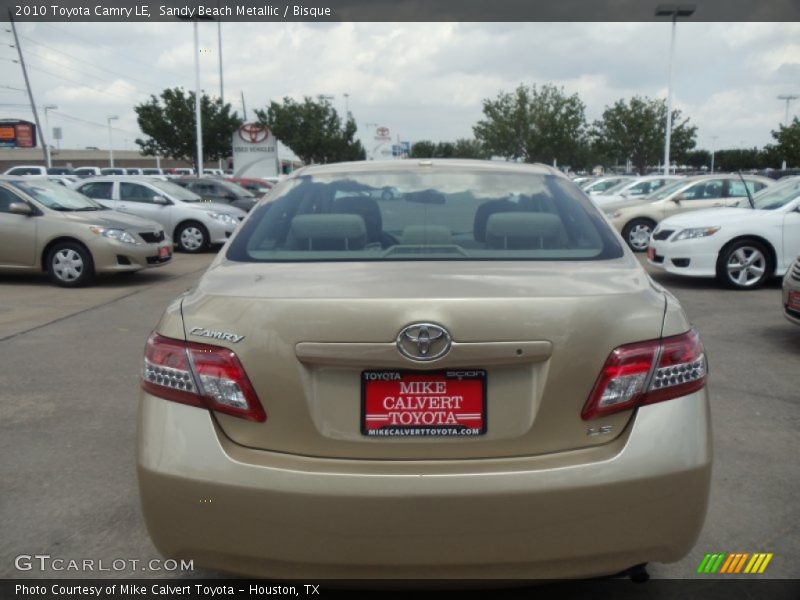 Sandy Beach Metallic / Bisque 2010 Toyota Camry LE