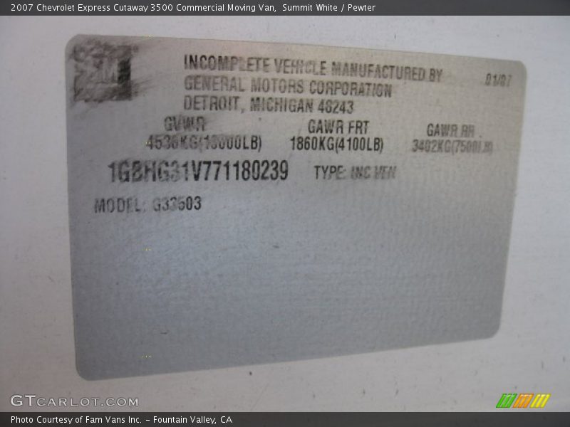 Summit White / Pewter 2007 Chevrolet Express Cutaway 3500 Commercial Moving Van