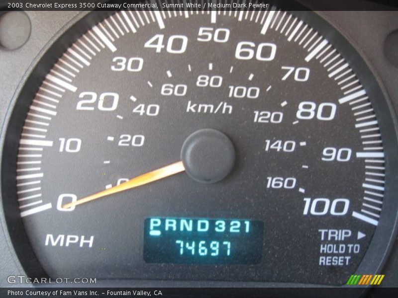 Summit White / Medium Dark Pewter 2003 Chevrolet Express 3500 Cutaway Commercial