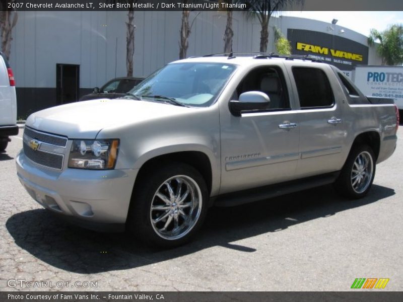 Silver Birch Metallic / Dark Titanium/Light Titanium 2007 Chevrolet Avalanche LT