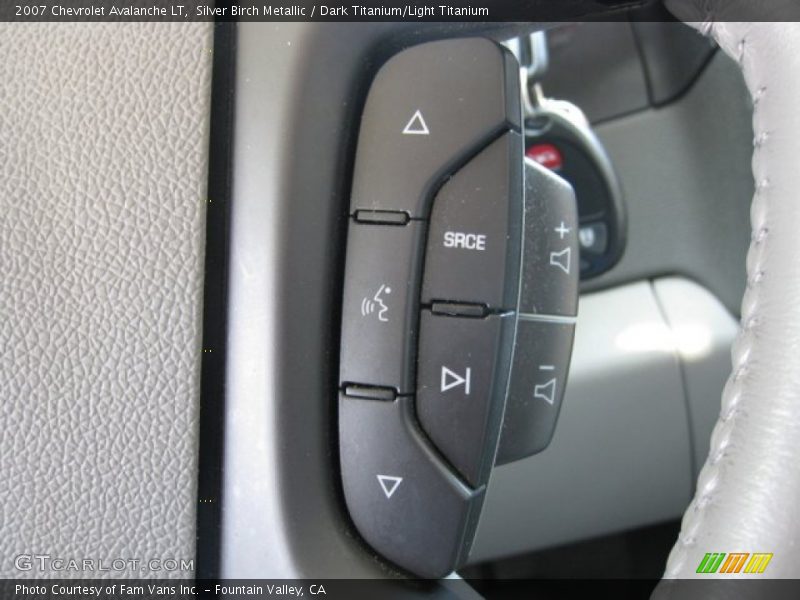 Silver Birch Metallic / Dark Titanium/Light Titanium 2007 Chevrolet Avalanche LT