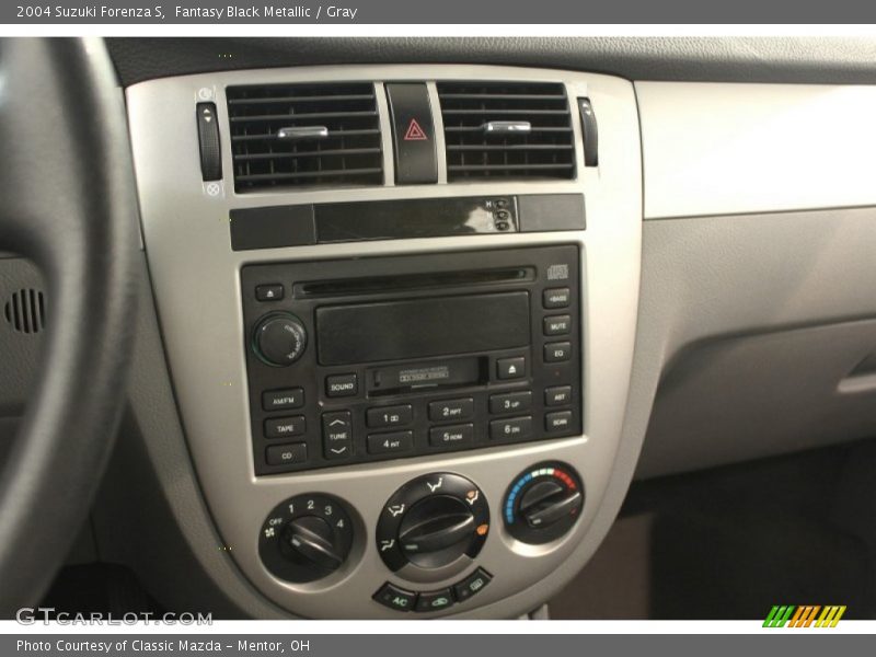Controls of 2004 Forenza S