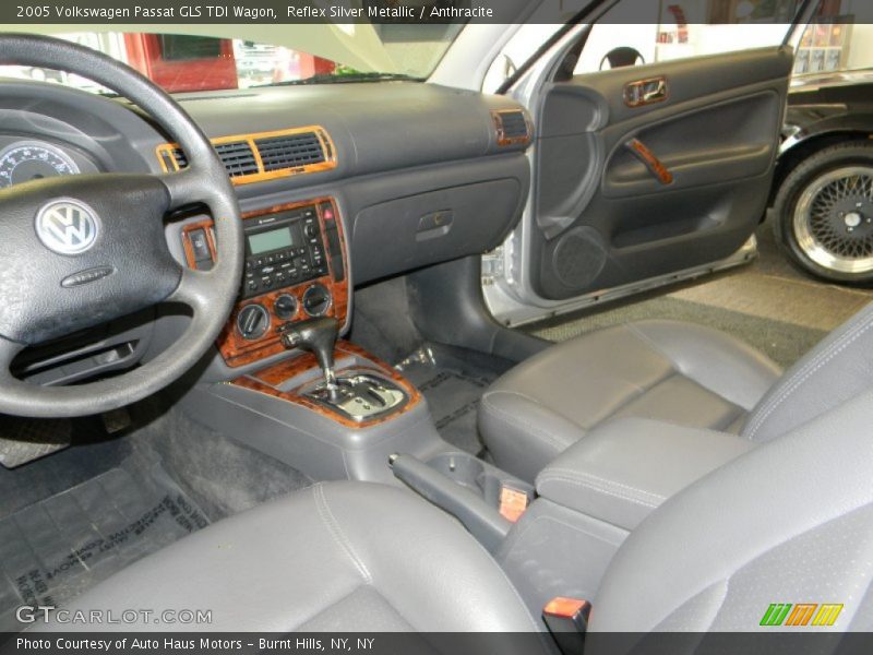 Reflex Silver Metallic / Anthracite 2005 Volkswagen Passat GLS TDI Wagon