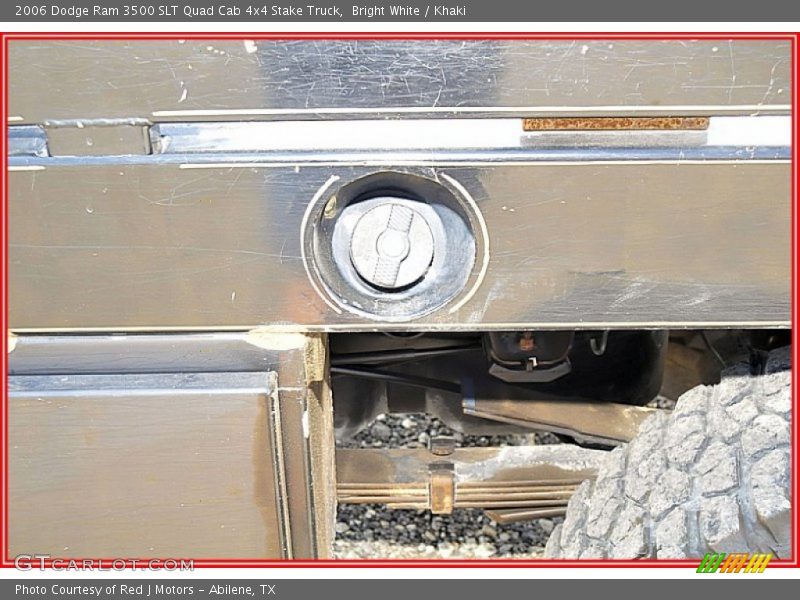 Bright White / Khaki 2006 Dodge Ram 3500 SLT Quad Cab 4x4 Stake Truck