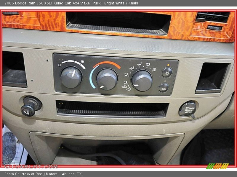 Bright White / Khaki 2006 Dodge Ram 3500 SLT Quad Cab 4x4 Stake Truck