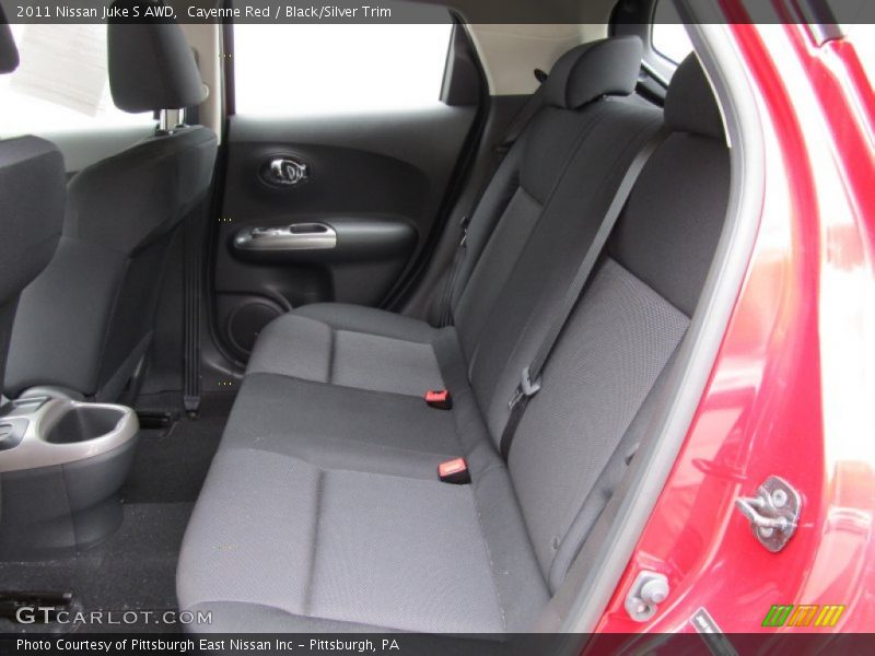  2011 Juke S AWD Black/Silver Trim Interior