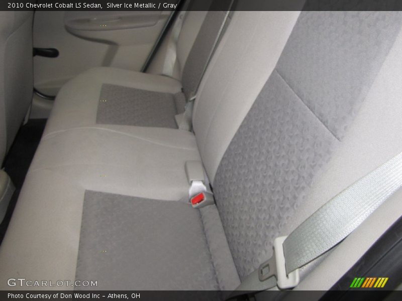 Silver Ice Metallic / Gray 2010 Chevrolet Cobalt LS Sedan