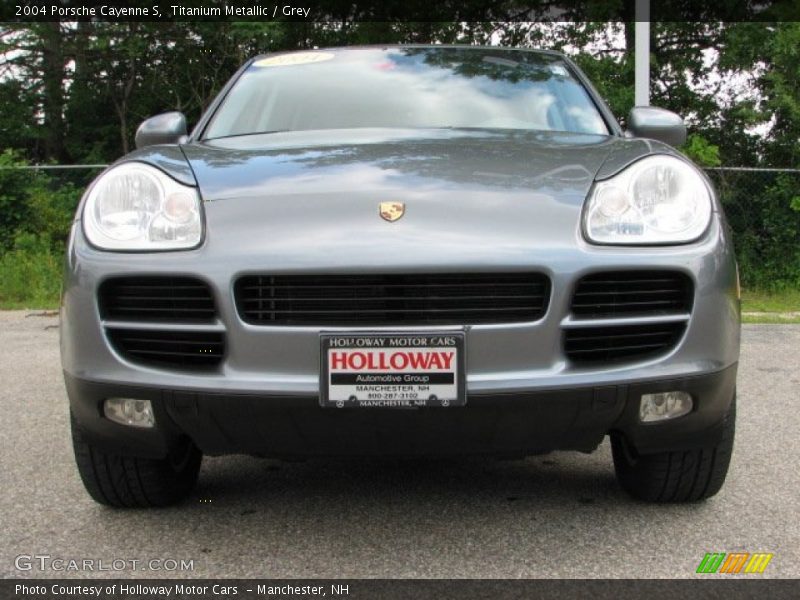 Titanium Metallic / Grey 2004 Porsche Cayenne S