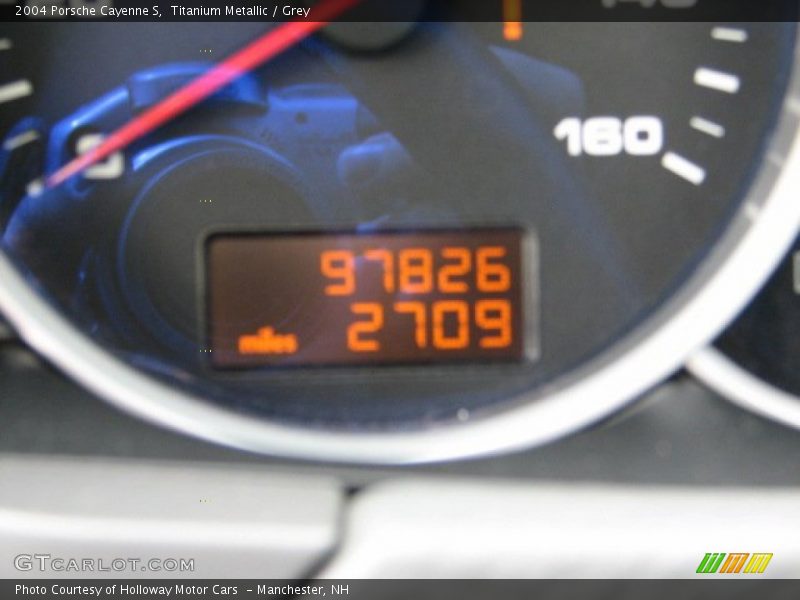 Titanium Metallic / Grey 2004 Porsche Cayenne S