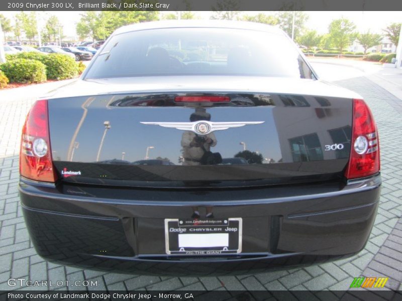 Brilliant Black / Dark Slate Gray 2009 Chrysler 300 LX
