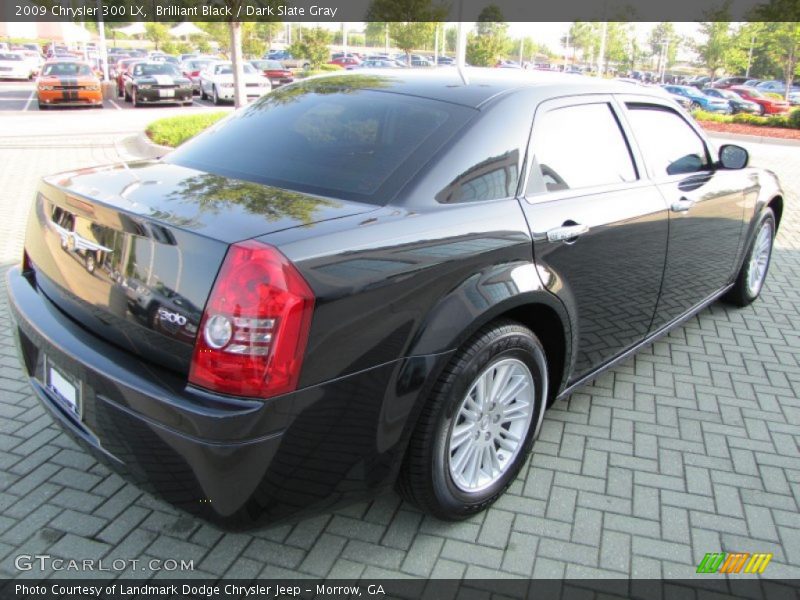 Brilliant Black / Dark Slate Gray 2009 Chrysler 300 LX