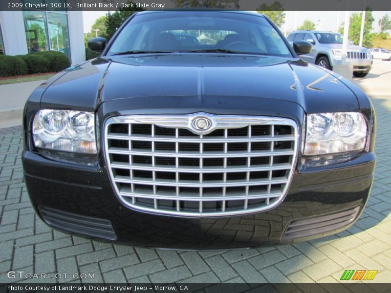 Brilliant Black / Dark Slate Gray 2009 Chrysler 300 LX