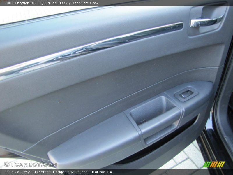 Brilliant Black / Dark Slate Gray 2009 Chrysler 300 LX