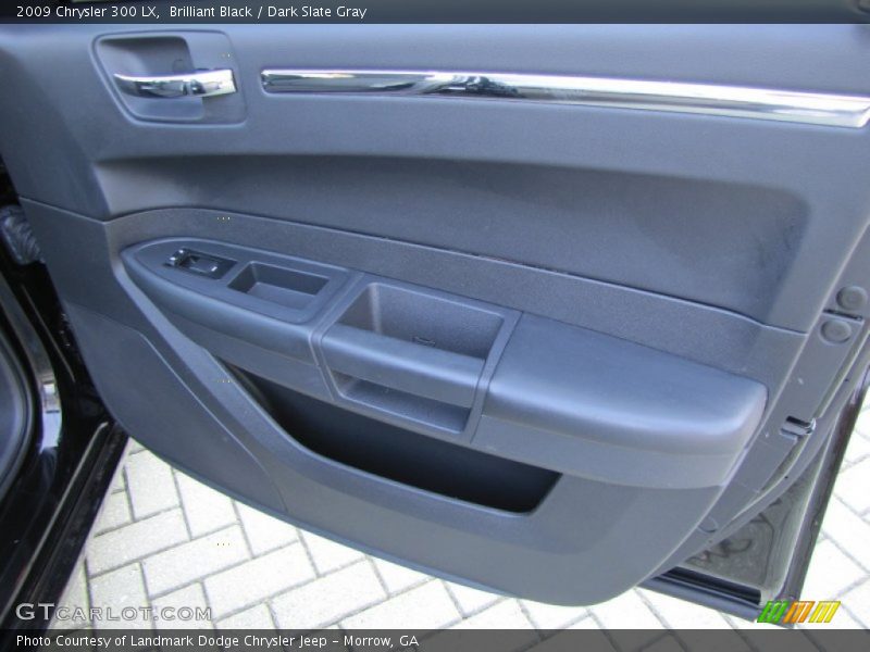 Brilliant Black / Dark Slate Gray 2009 Chrysler 300 LX