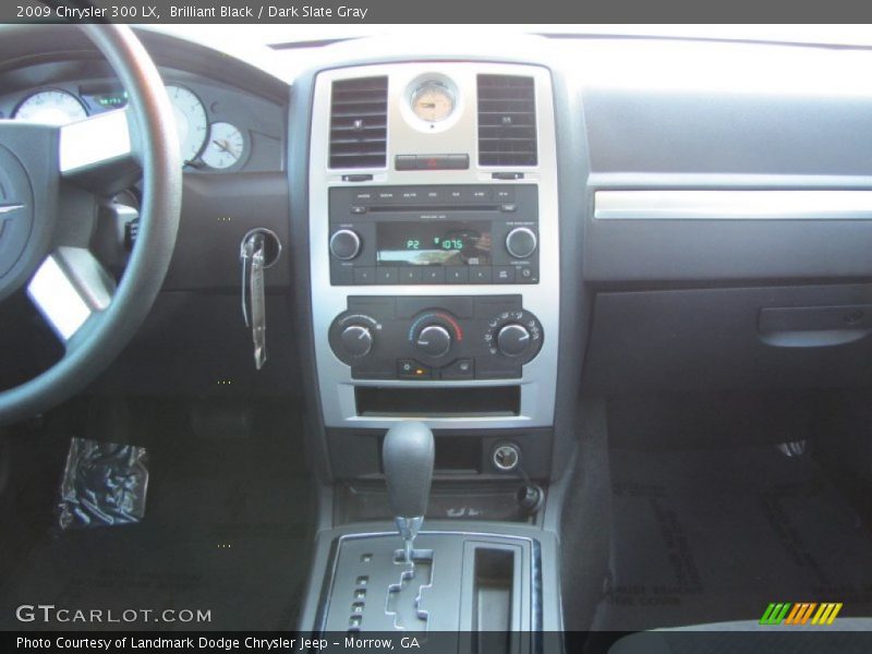 Brilliant Black / Dark Slate Gray 2009 Chrysler 300 LX