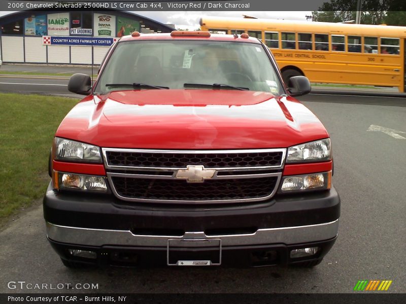 Victory Red / Dark Charcoal 2006 Chevrolet Silverado 2500HD LS Crew Cab 4x4