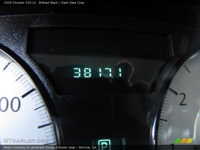 Brilliant Black / Dark Slate Gray 2009 Chrysler 300 LX