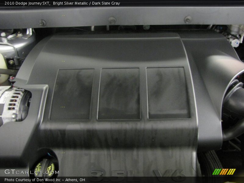 Bright Silver Metallic / Dark Slate Gray 2010 Dodge Journey SXT