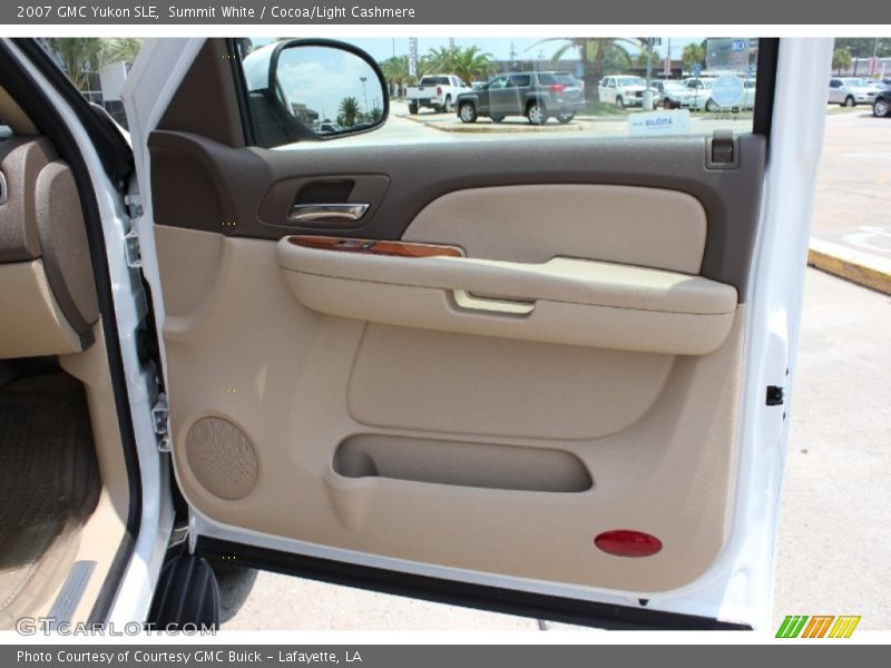 Door Panel of 2007 Yukon SLE